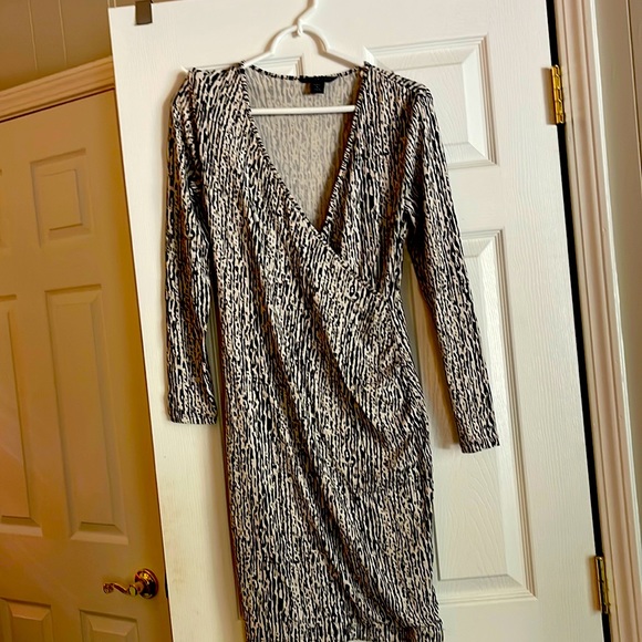 Black and white BR dresss - Picture 1 of 3